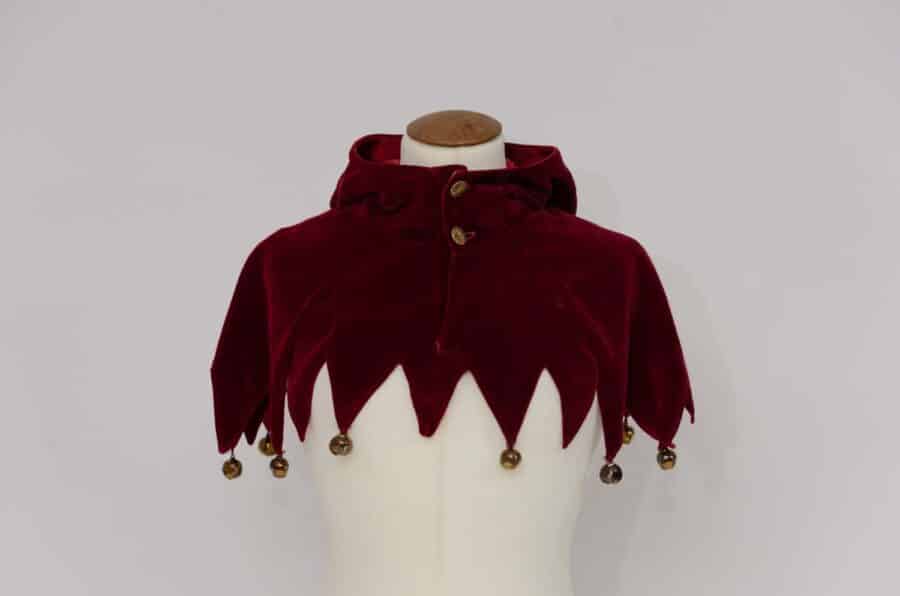 Nar kraag rood bel